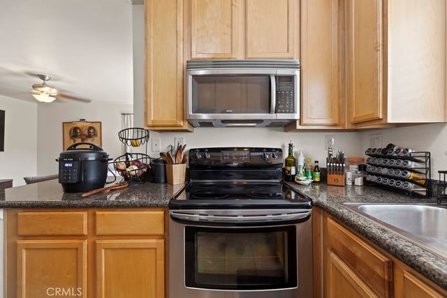 2320 Del Mar 102, Corona, CA 92882