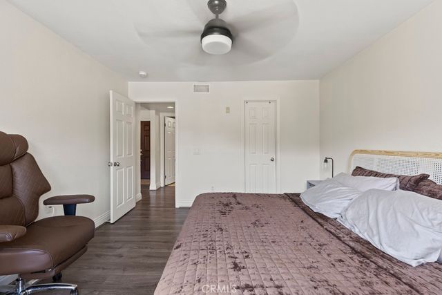 2320 Del Mar 102, Corona, CA 92882