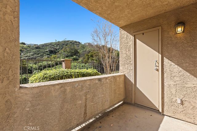 2320 Del Mar 102, Corona, CA 92882
