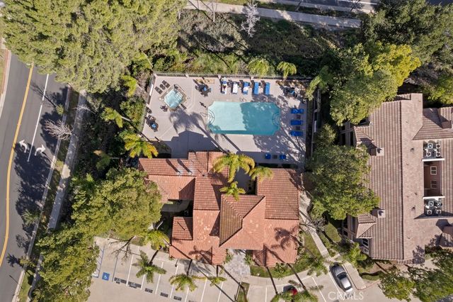 2320 Del Mar 102, Corona, CA 92882