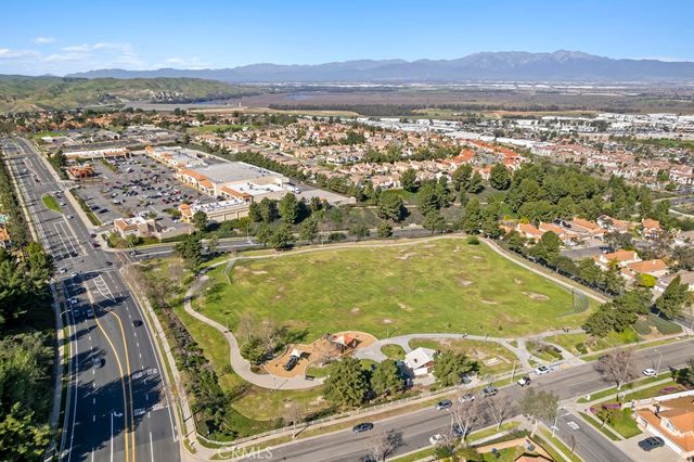 2320 Del Mar 102, Corona, CA 92882