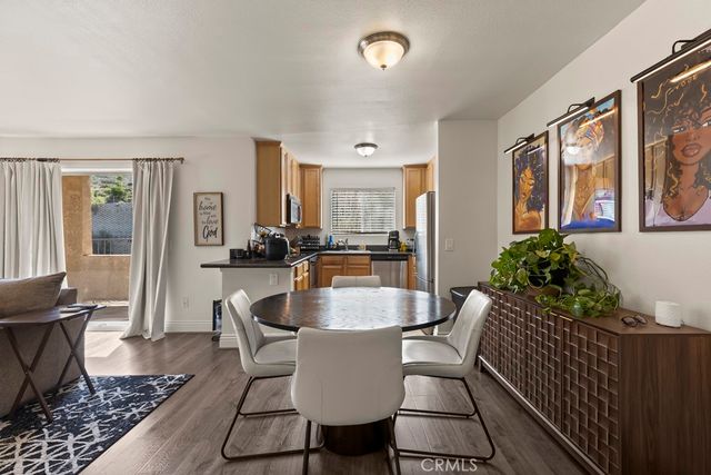 2320 Del Mar 102, Corona, CA 92882