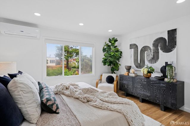 1955 28th Avenue, San Francisco, CA 94116