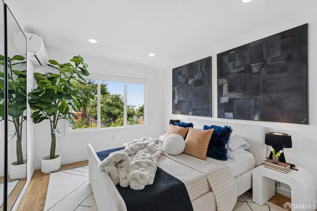 1955 28th Avenue, San Francisco, CA 94116