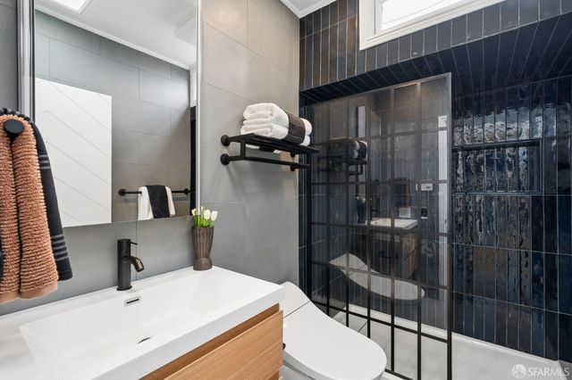 1955 28th Avenue, San Francisco, CA 94116