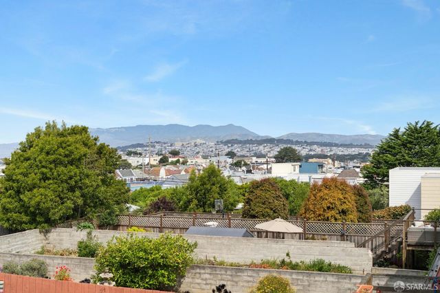 1955 28th Avenue, San Francisco, CA 94116