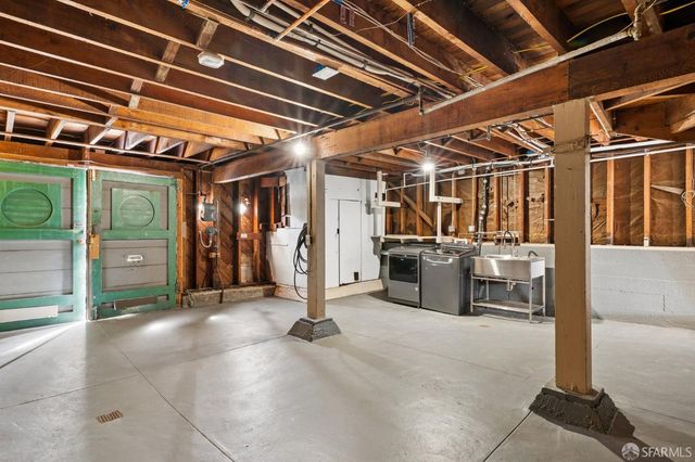 1955 28th Avenue, San Francisco, CA 94116