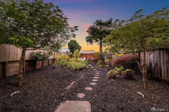 1955 28th Avenue, San Francisco, CA 94116