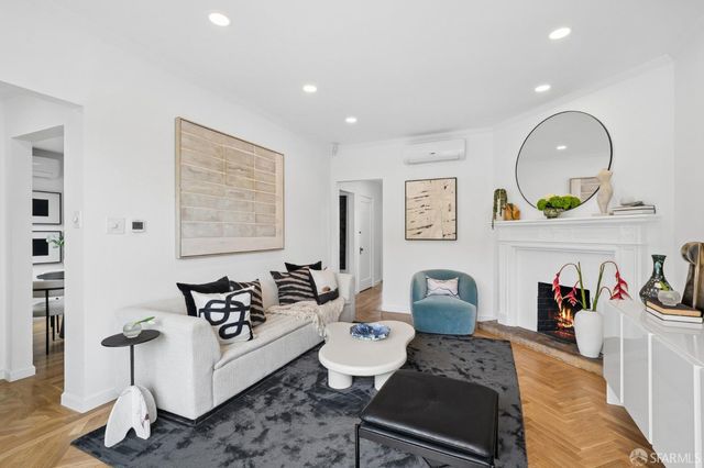 1955 28th Avenue, San Francisco, CA 94116