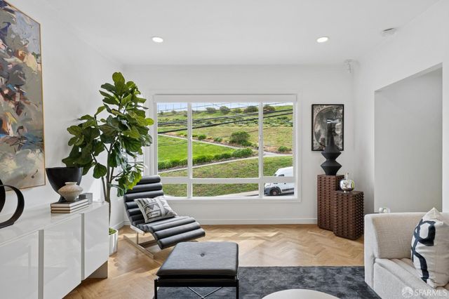 1955 28th Avenue, San Francisco, CA 94116