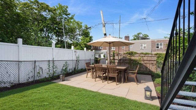 3304 Corsa Avenue, Bronx, NY 10469