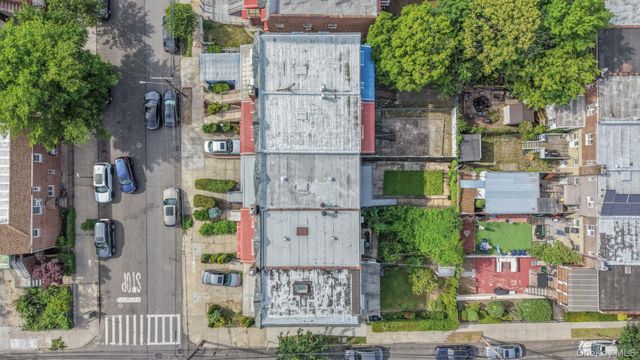 3304 Corsa Avenue, Bronx, NY 10469