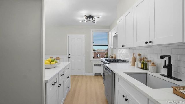 3304 Corsa Avenue, Bronx, NY 10469