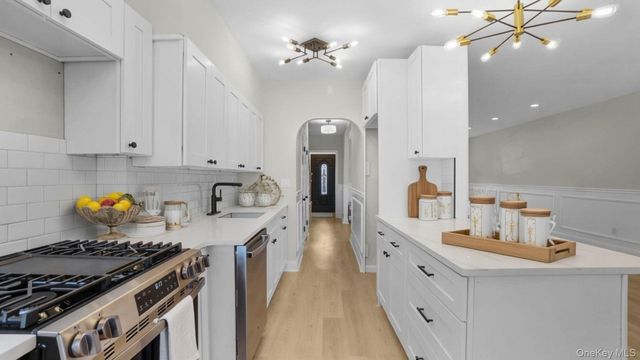 3304 Corsa Avenue, Bronx, NY 10469