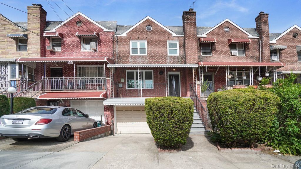 3304 Corsa Avenue, Bronx, NY 10469