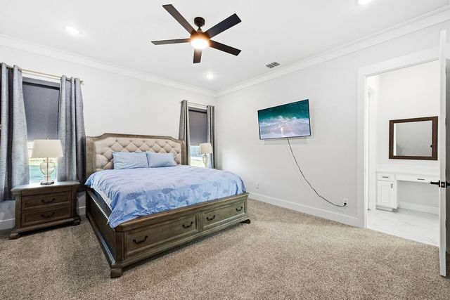 5637 Pollys Way, Fort Worth, TX 76126