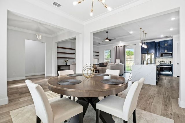 5637 Pollys Way, Fort Worth, TX 76126