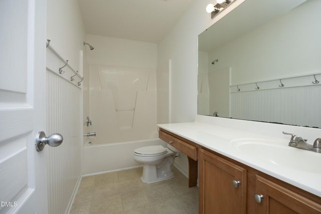 154 Stobhill Lane, Holly Springs, NC 27540