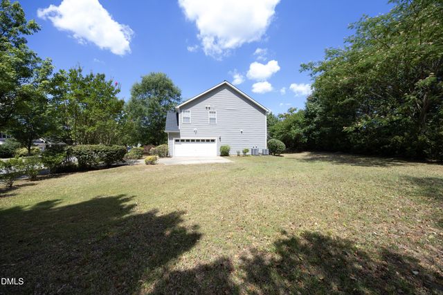154 Stobhill Lane, Holly Springs, NC 27540