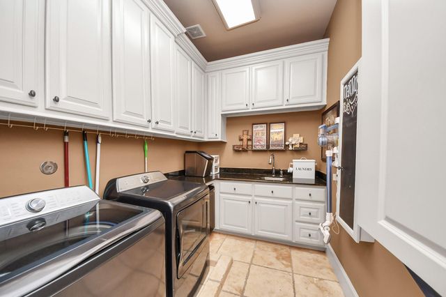 1406 Lake Pointe Parkway, Sugar Land, TX 77478