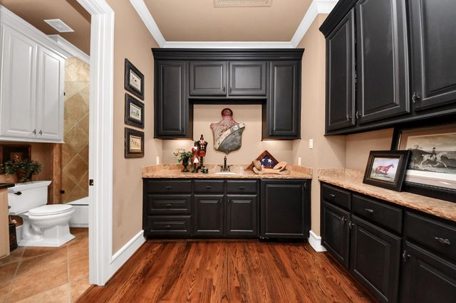 1406 Lake Pointe Parkway, Sugar Land, TX 77478