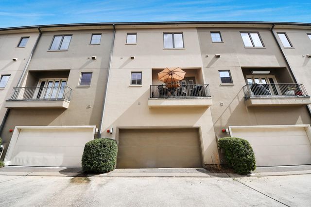 1406 Lake Pointe Parkway, Sugar Land, TX 77478