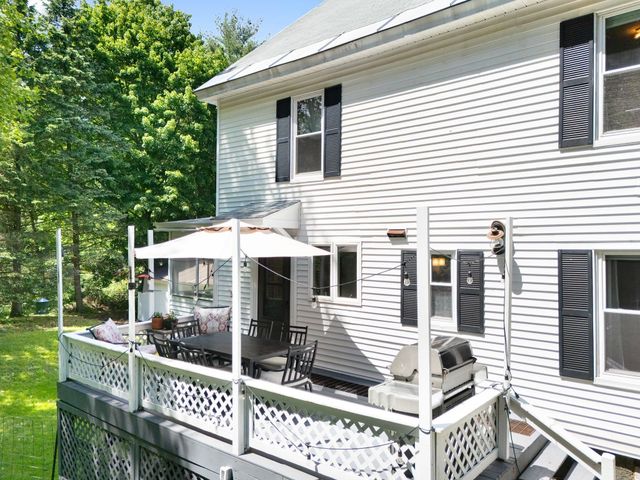 39 Locust Street, Brattleboro, VT 05301