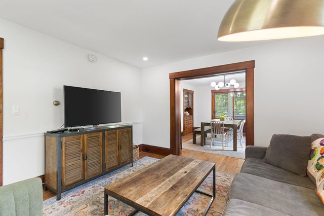 39 Locust Street, Brattleboro, VT 05301