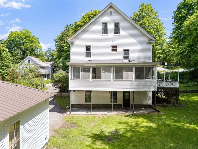 39 Locust Street, Brattleboro, VT 05301
