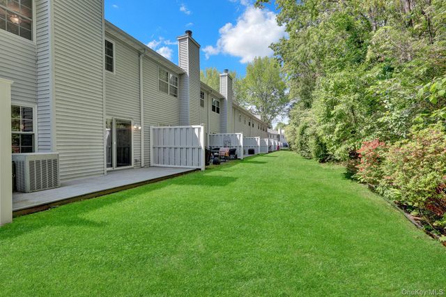 507 Sara Circle, Port Jefferson Station, NY 11776