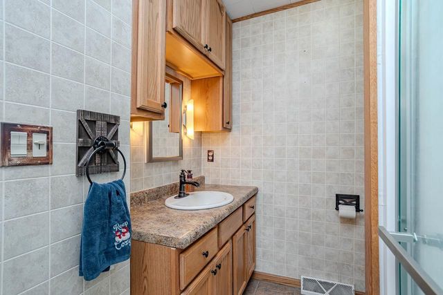 701 COTTAGE STREET, Merrill, WI 54452