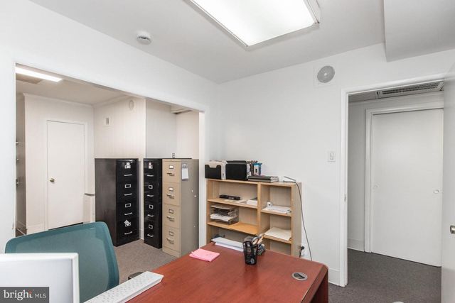 7631 ALGON AVE, Philadelphia, PA 19111