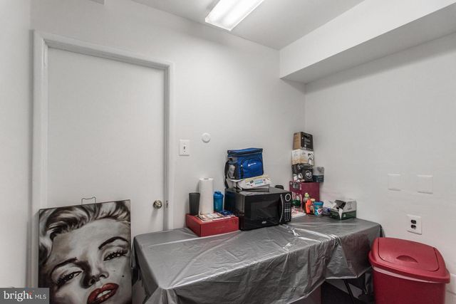 7631 ALGON AVE, Philadelphia, PA 19111