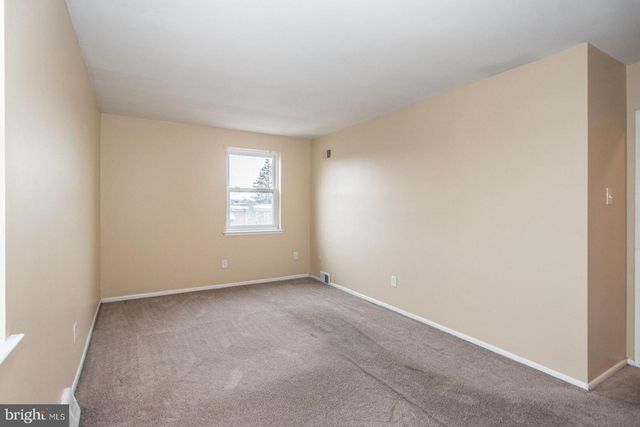 7631 ALGON AVE, Philadelphia, PA 19111