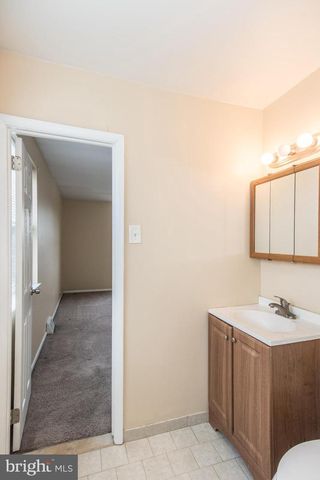 7631 ALGON AVE, Philadelphia, PA 19111