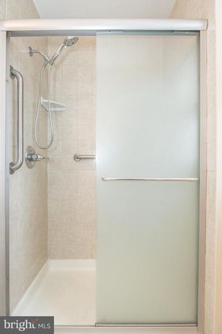 7631 ALGON AVE, Philadelphia, PA 19111