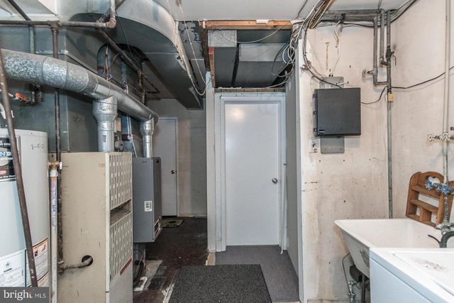 7631 ALGON AVE, Philadelphia, PA 19111