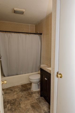 126 Mammoth Rd Apt 1, Hooksett, NH 03106