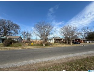 1410 WOODLAND AVENUE SW, Birmingham, AL 35211