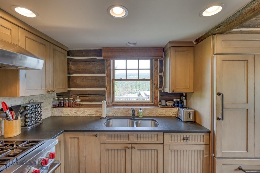 17 Manitou Loop, Big Sky, MT 59716 photo 13