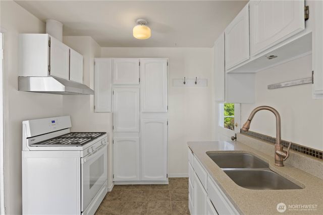 5442 35th Avenue SW, Seattle, WA 98126
