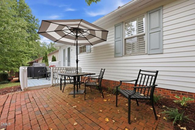 7 Willow Oak Street, Elon, NC 27244