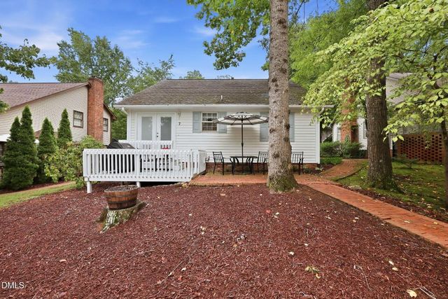 7 Willow Oak Street, Elon, NC 27244