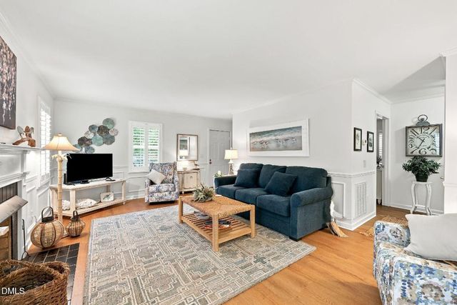 7 Willow Oak Street, Elon, NC 27244