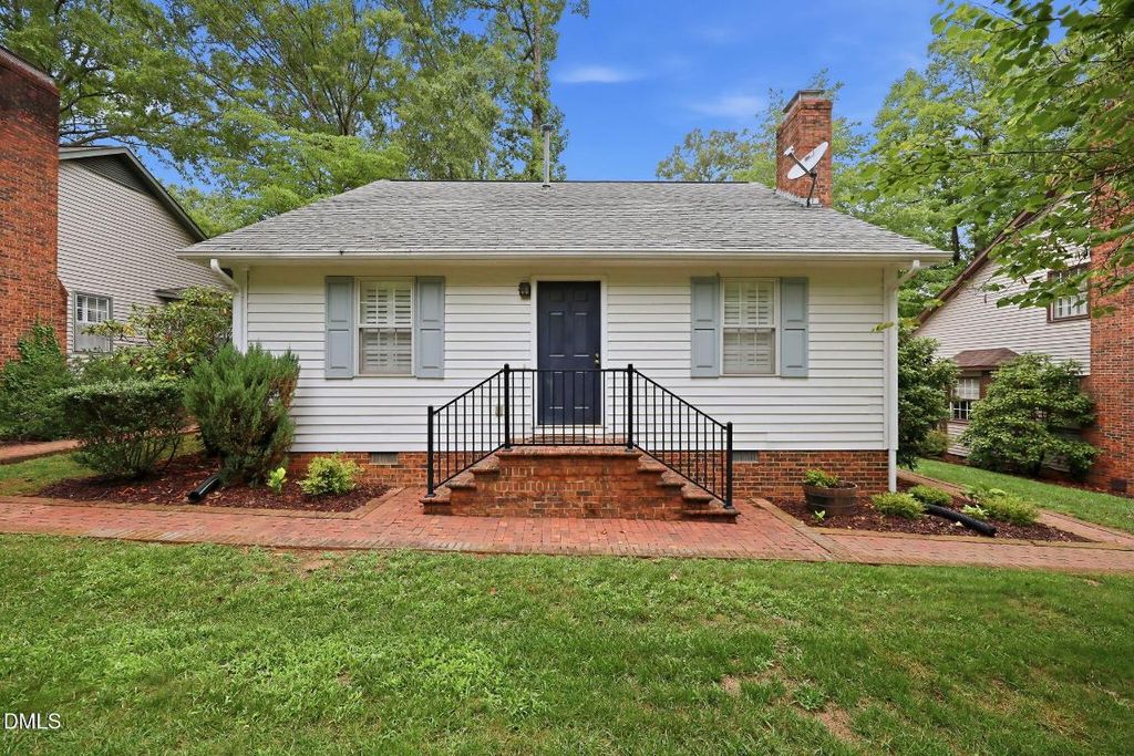 7 Willow Oak Street, Elon, NC 27244