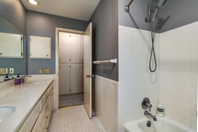 113 Standish Court, Madison, WI 53705