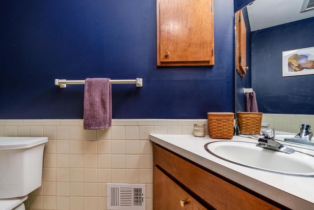 113 Standish Court, Madison, WI 53705