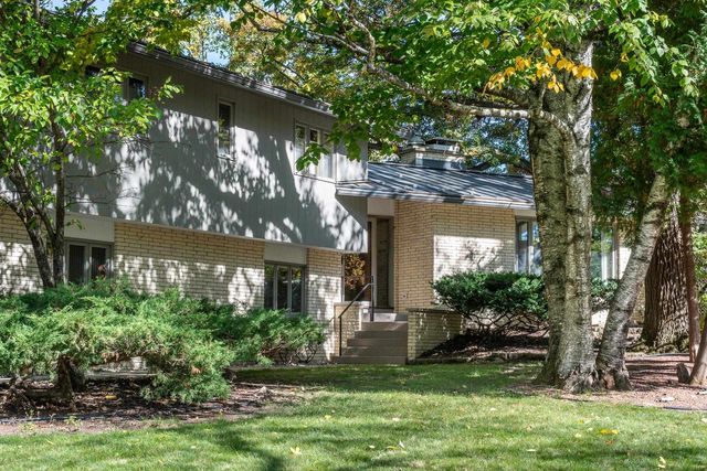 113 Standish Court, Madison, WI 53705