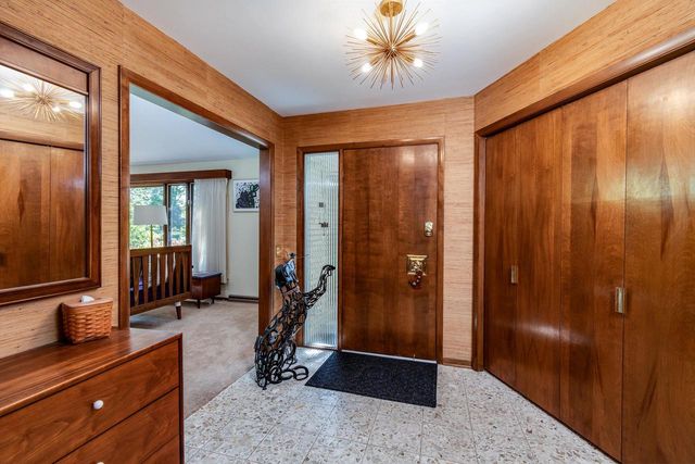 113 Standish Court, Madison, WI 53705