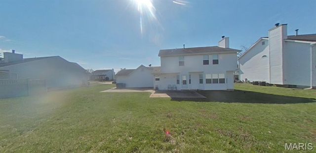 1860 Chateau Du Mont Drive, Florissant, MO 63031